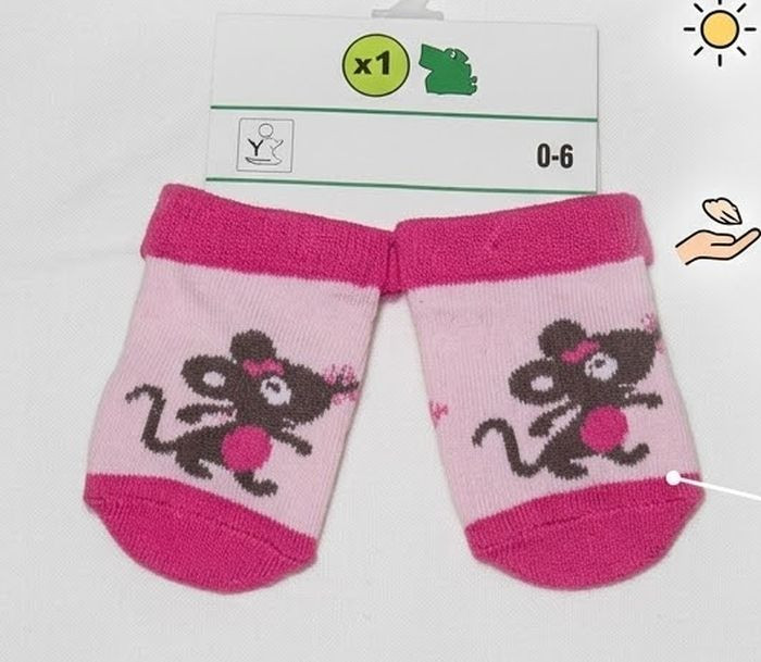 Petites chaussettes motif...