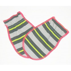 Moufles naissance 'Rouge-rayures jaune-gris'