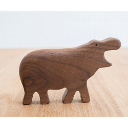 Hochet en bois Hippo